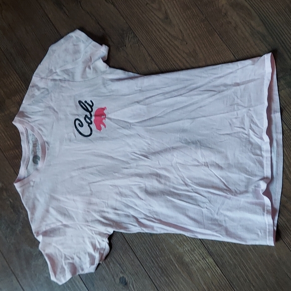 Cali t-shirt size small pink - Picture 1 of 4